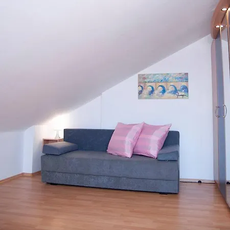Appartement Ad Astra - Three Bedroom With Terrace *